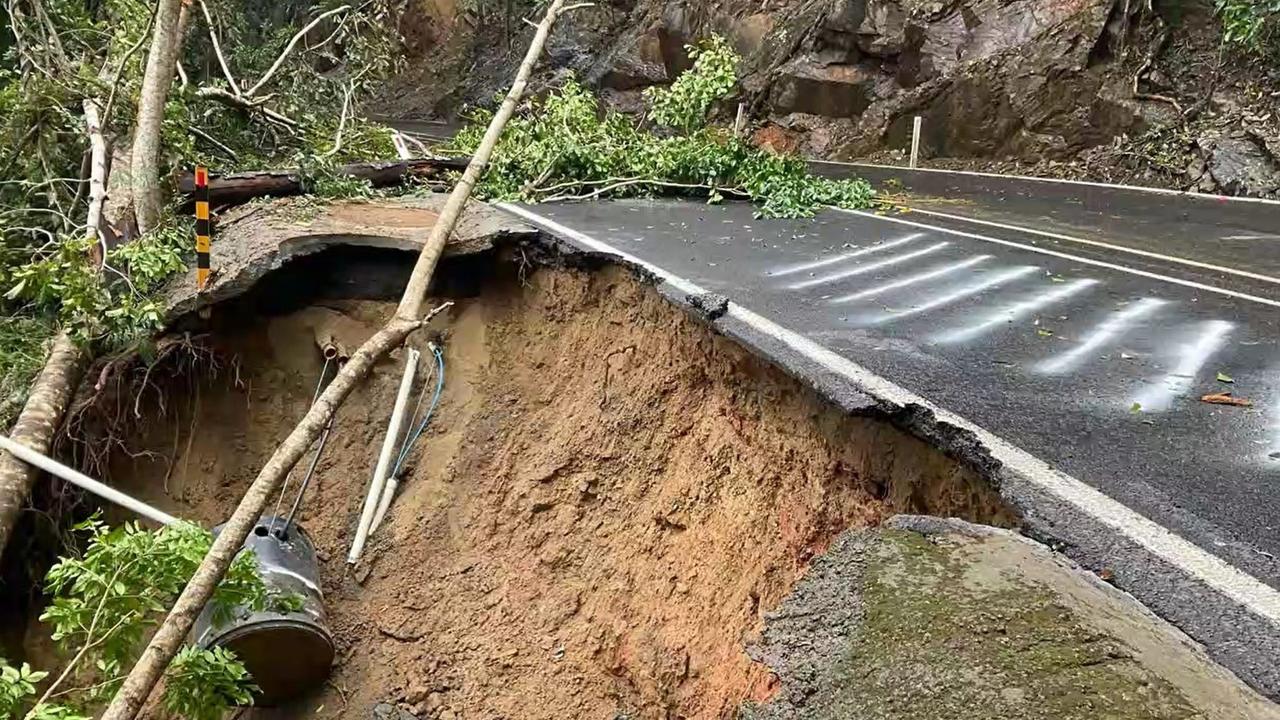 Landside damage to the Kuranda Range Road soon after a major deluge in December 2023.