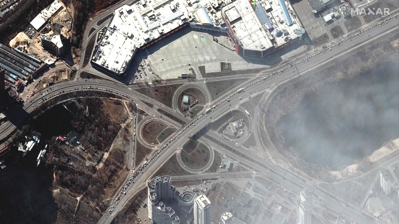 A long line of cars on the highway as residents attempt to leave Kyiv. Picture: Maxar Technologies / AFP