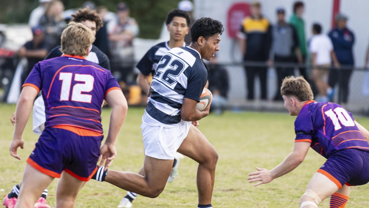 Palehehau Ephraim Junior Latu of Met East against Sunshine Coast.