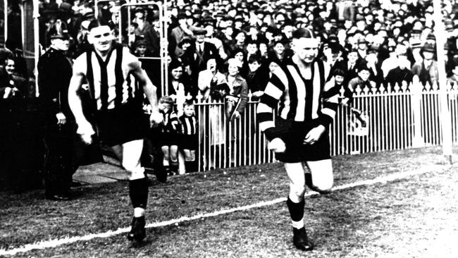 Collingwood Brownlow Medallist Albert Collier (left) and brother Harry Collier.