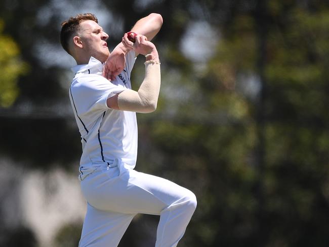 Joshua Docking of Aberfeldie bowls during the VTCA cricket match between Aberfeldie and Airport West St Christophers at Clifton Park in Aberfeldie , Saturday, January 25, 2020. (Photo/Julian Smith)