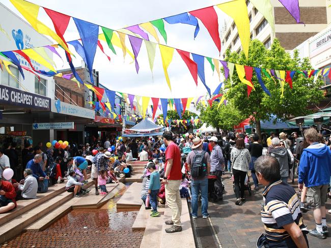 The Granny Smith Festival at Eastwood will not have plastics provided. Picture: Damian Shaw