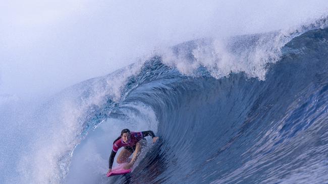 TEAHUPO'O, FRENCH POLYNESIA - AUGUST 01: Tyler Wright of Team Australia rides a wave during round three of women's surfing on day six of the Olympic Games Paris 2024 on August 01, 2024 in Teahupo'o, French Polynesia. (Photo by Sean M. Haffey/Getty Images)