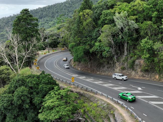 Traffic driving on the stretch of Kennedy Highway between Smithfield and Kuranda, better know as the Kuranda Range Road. Heavy vehicles including trucks, buses and caravans, as well as cars frequently use the roadway. Picture: Brendan Radke