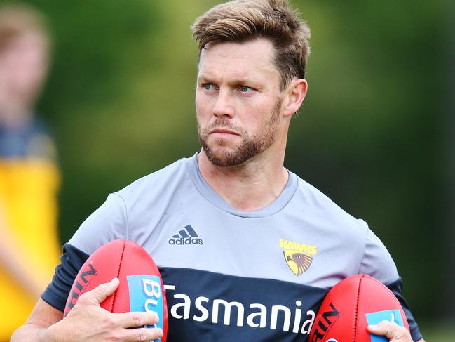 MELBOURNE, AUSTRALIA - DECEMBER 03: New Hawks assistant coach Sam Mitchell looks on during a Hawthorn Hawks AFL training session at Xavier College on December 03, 2018 in Melbourne, Australia. (Photo by Michael Dodge/Getty Images)