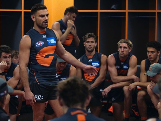 Stephen Coniglio addressing his teammates.