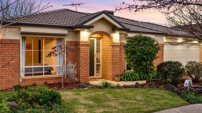 The best suburbs upsizers have been revealed, with Truganina the most affordable option for mums and dads looking for a bigger home for a growing family.