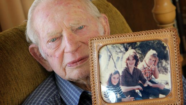 Alan Nelson, the father of Margaret Tapp and grandfather of Seana, with a family portrait.