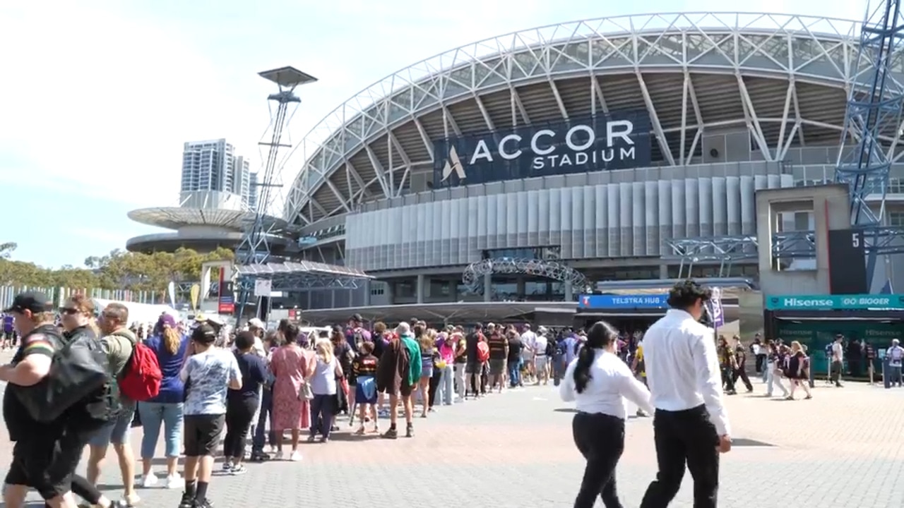 Fans get in early on Grand Final day!