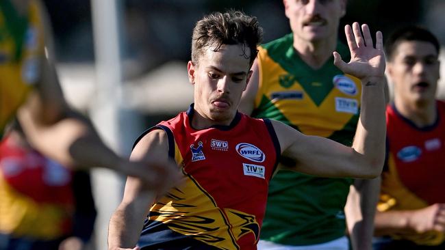Oscar Gordon in action for Yarraville Seddon. Picture: Andy Brownbill