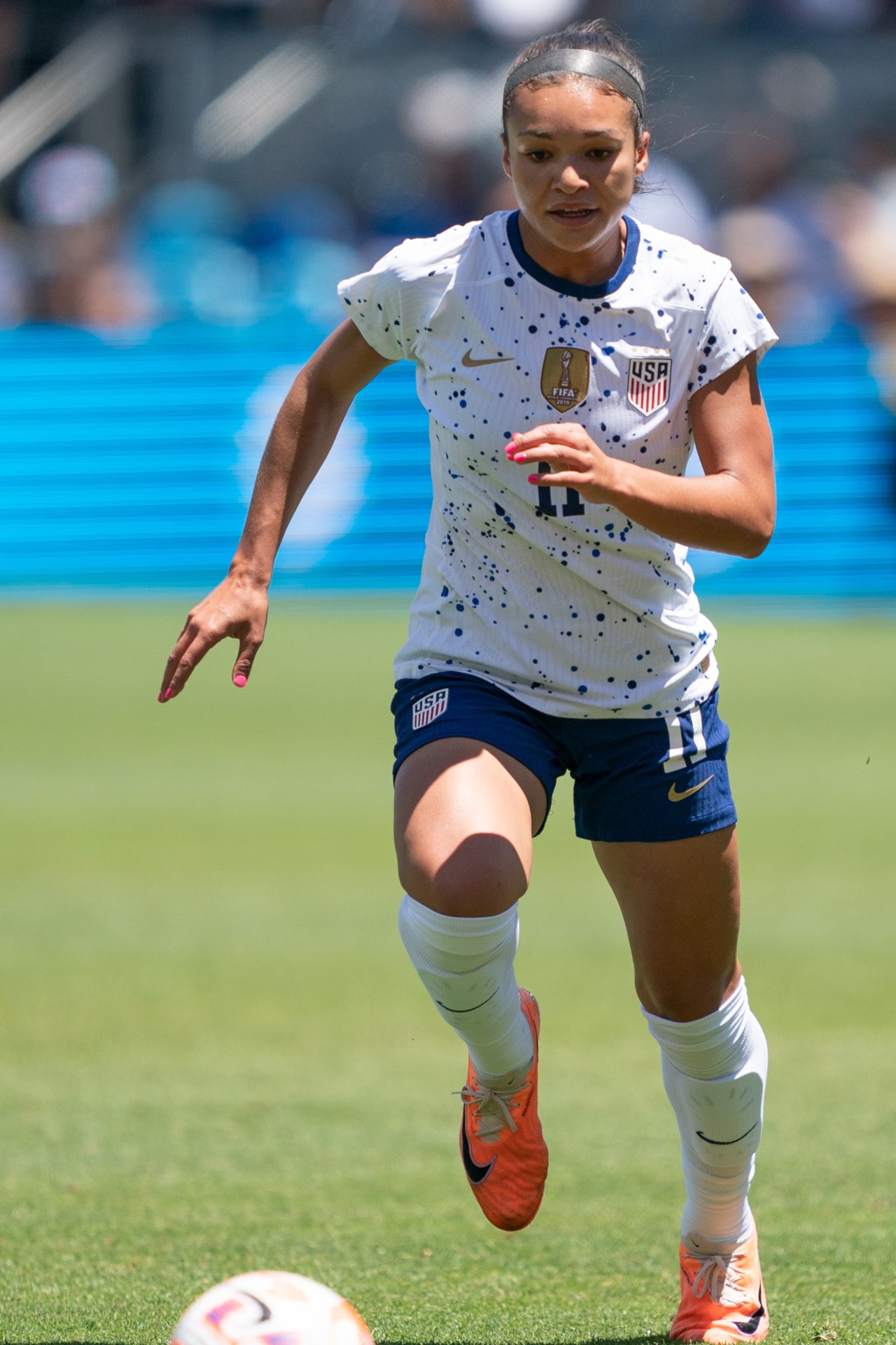 <p><b>Sophia Smith (USA)</b></p><p>Central to USA’s chances for scoring goals at the World Cup, Sophia Smith as their striker is their best bet in doing so. Stepping up to the fore with as much confidence and tenacity to go for a goal, Smith also spearheads a generational shift from within the US women’s national team. Although goal-scoring tends to placate a particular burden, for Smith, she’s a player all the more ready to take on that role.</p><p><b>Position:</b> Left wing/striker</p><p><b>Age:</b> 22</p><p><b>Club: </b>Portland Thorns</p>