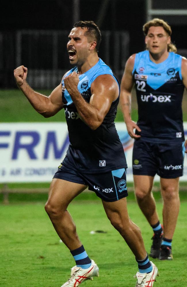 Darwin Buffaloes captain Jarrod Stokes was best on ground in his 200th game in the NTFL. Picture: Celina Whan / AFLNT Media