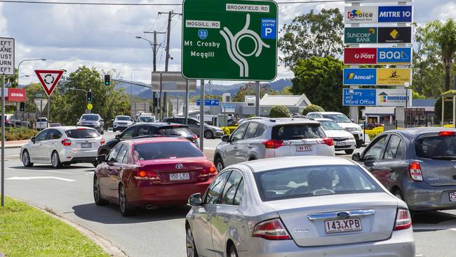 General photograph of the Moggill Road/Brookfield Road Kenmore roundabout, Saturday, April 13, 2019 (AAP Image/Richard Walker)