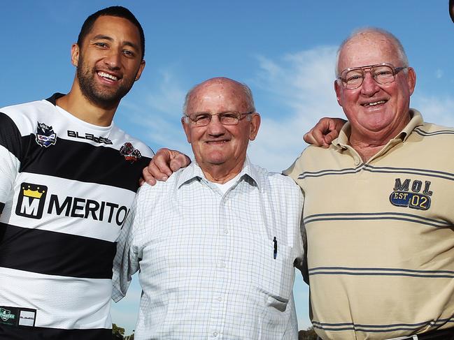 NRL - Wests Tigers players Benji Marshall and Chris Heighington wearing their Wests heritage strip with former players Arthur Summons and Noel Kelly to celebrate the 50 year anniversary of the 1961 Wests and St George Grand Final, at Concord Oval Sydney.