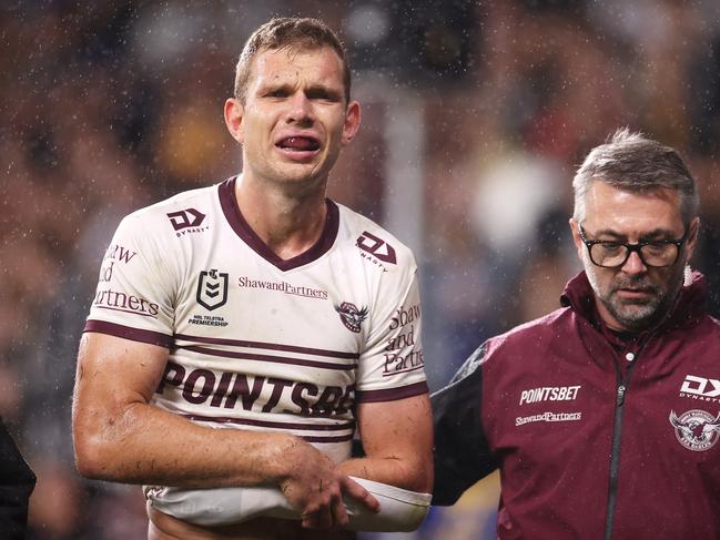 SYDNEY, AUSTRALIA - MAY 20:  Tom Trbojevic of the Sea Eagles leaves the field with an injury during the round 11 NRL match between the Parramatta Eels and the Manly Sea Eagles at CommBank Stadium, on May 20, 2022, in Sydney, Australia. (Photo by Mark Kolbe/Getty Images)