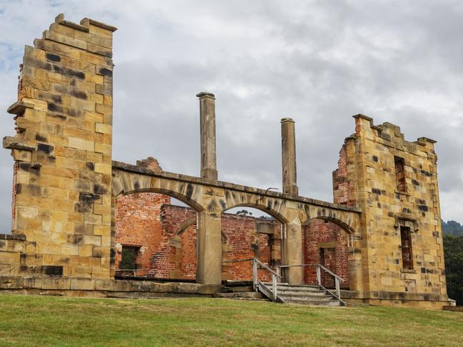 The infected tourists visited the ruins of the old jail at Port Arthur.