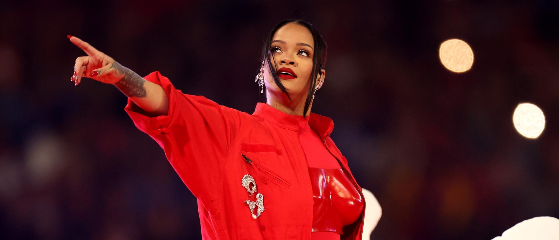 Super Bowl 2023: Philadelphia Eagles v Kansas City Chiefs as Rihanna  headlines halftime show