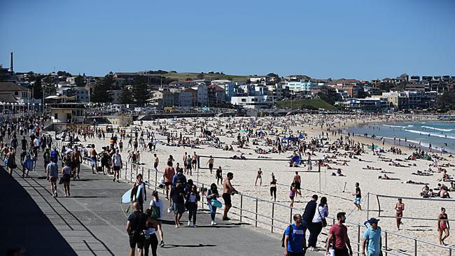 A busy Bondi Beach on the last weekend of winter during COVID -19. Picture: Jane Dempster/The Australian.