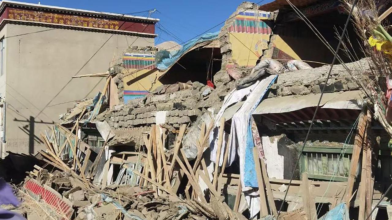 Tibet earthquake kills 95, collapses buildings