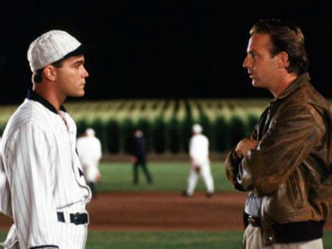 UNDATED: Actor Kevin Costner (r) in scene from film "Field of Dreams". /Films/Titles/Field/Of/Dreams