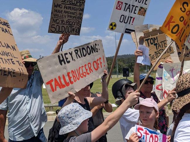 Ridong Protest, Tallebudgera. Photo: Rosemary Ball