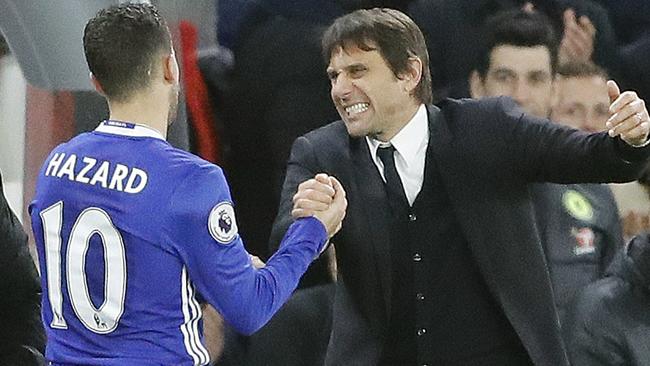 Chelsea's Eden Hazard, left, and Chelsea's team manager Antonio Conte.