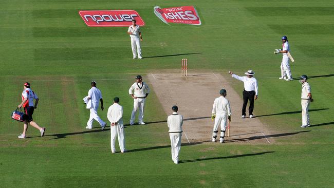 Bilal Shafayat and physio Steve McCaig are ordered from the field.