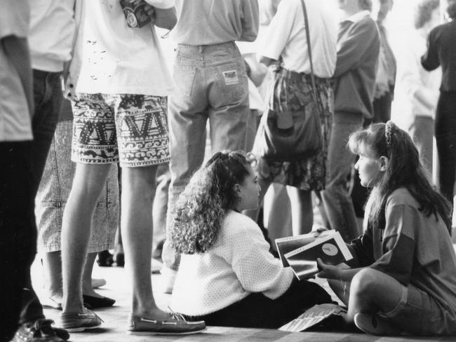 Chaos at Adelaide Airport in the wake of the collapse of Compass Airlines, December 1991. Picture: The Advertiser