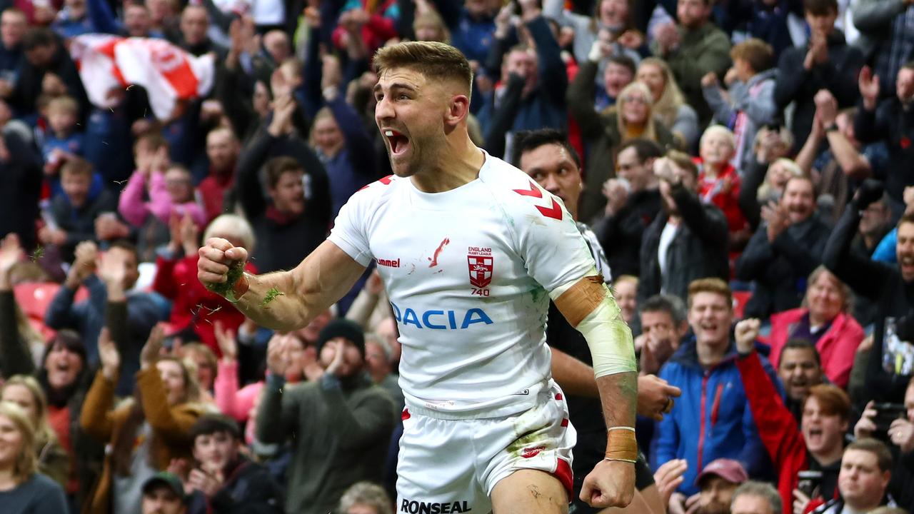 Tommy Makinson has been awarded the Golden Boot award.
