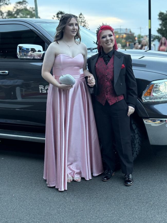 The students of Aldridge State High School arriving at their formal.