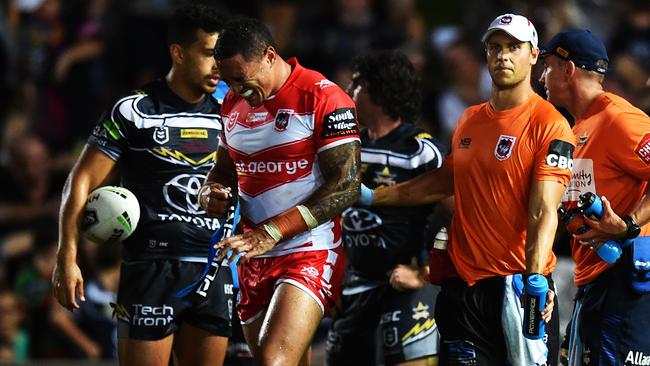 Tyson Frizell comes off injured. Picture: Zak Simmonds