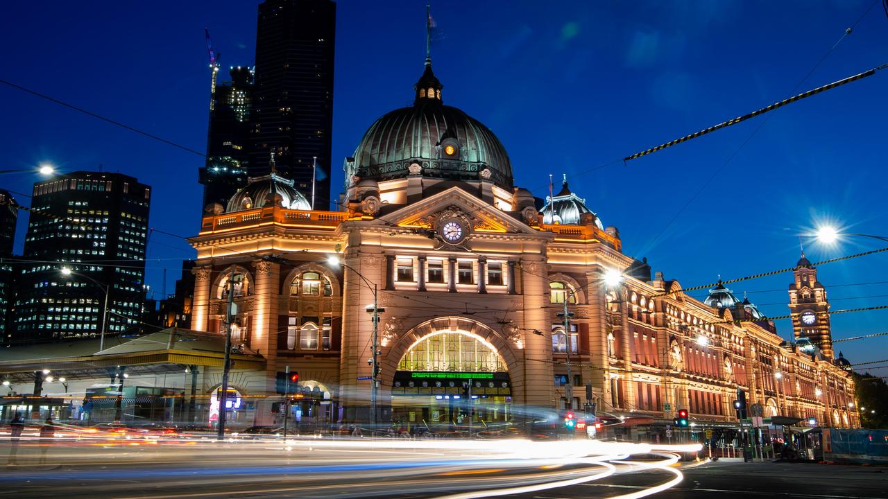 Flinders St station: Melbourne CBD icon needs redevelopment | Herald Sun
