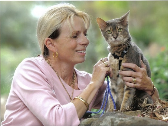 Cat woman named city’s top dog after saving thousands of kittens