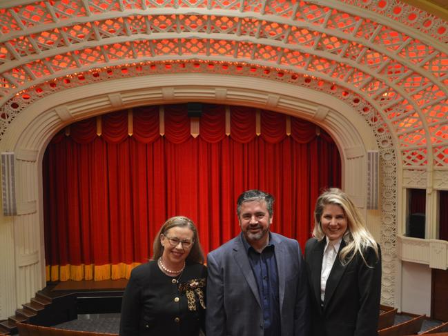 The Empire Theatre unveils restored house curtain almost three decades after the heritage listed building was reopened.