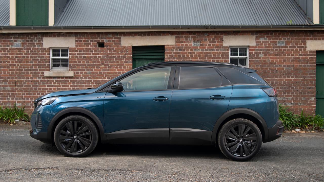 A short bonnet and overhangs make the 3008 feel small in traffic.