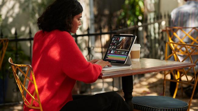 The 2021 Apple iPad Pro with an M1 processor. It comes with an 11-inch or 12.9-inch display.