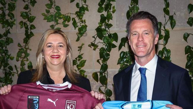 QLD Premier Annastacia Palaszczuk and NSW Premier Chis Minns ahead of Game 1. Picture: Instagram