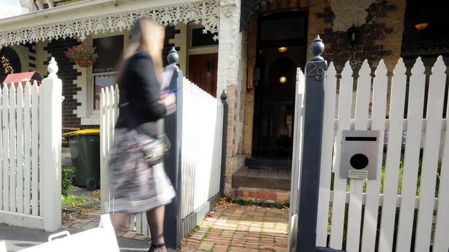 Tenants in Victoria must be given at least seven days notice before a routine inspection. Picture: Andrew Henshaw