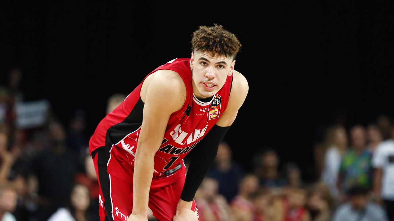 LaMelo Ball and his manager have purchased the Illawarra Hawks