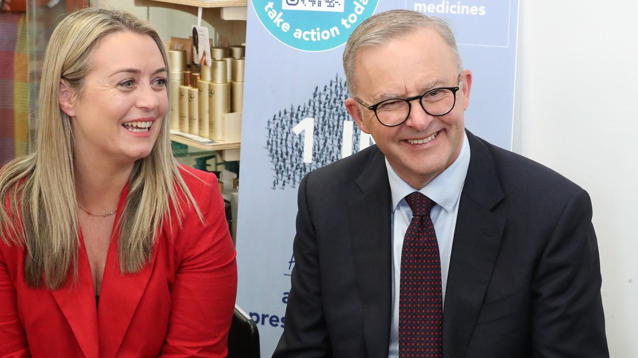 Labor leader Anthony Albanese talking with local Maggie Issa about the PBS during a visit to Amcal Pharmacy Wadalba, seat of Dobell NSW. Accompanied by partner Jodie Haydon. Picture: Liam Kidston