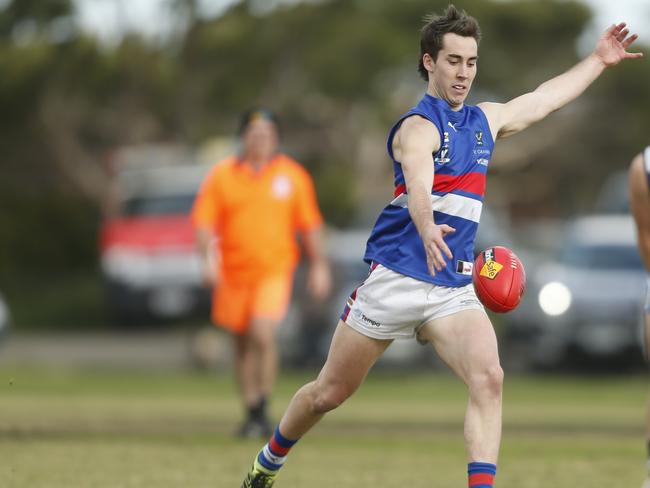 Bryce Dinger was again in Mornington’s best. Picture: Valeriu Campan