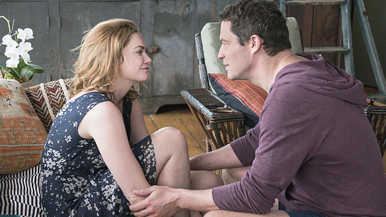 Ruth Wilson as Alison and Dominic West as Noah in The Affair.