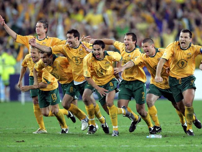 NEWS: Socceroos players celebrate after John Aloisi kicked winning penalty goal as Australia defeated Uruguay 4-2 in a penalty shoot-out at Tesltra Stadium, Olympic Park, Homebush in Sydney to qualify for 2006 FIFA World Cup in Germany.