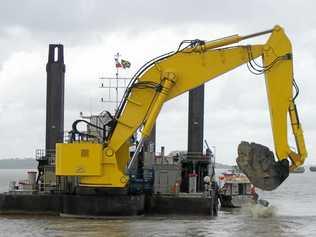 Dredging will take place at the Tweed River mouth in the coming weeks.