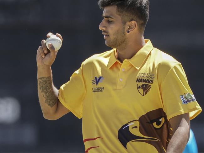 Premier Cricket: St Kilda v Kingston Hawthorn. Sacheen Paramesh bowling for Kingston. Picture: Valeriu Campan