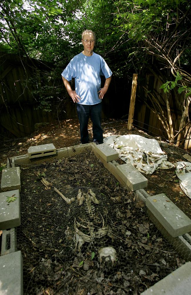 type of body farm research