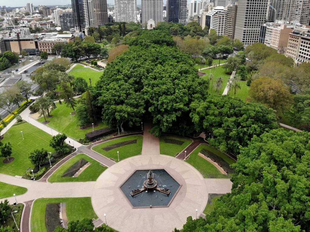 The effect of coronavirus takes affect on various places around Sydney with crowds being told not to congregate in public places. Hyde Park in the city is virtually empty. Picture: Toby Zerna