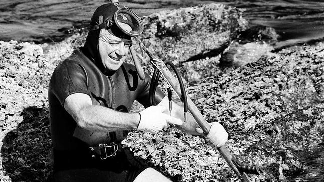 Prime Minister Harold Holt in his spear fishing gear, 1966.