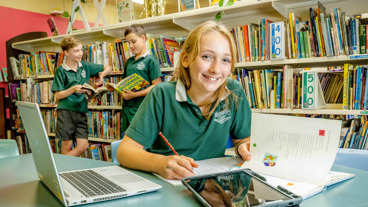 Rainworth State School Year 6 student Bonnie Berkman (front) with Elliot Campbell and Jayden Cooper. Picture: Richard Walker