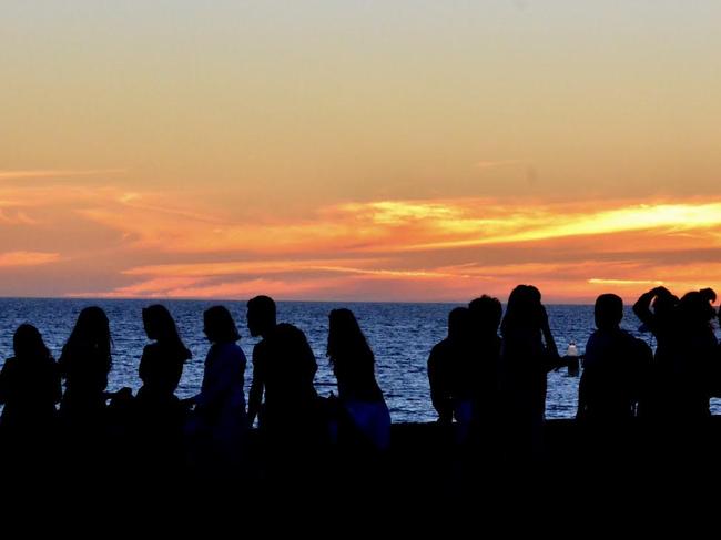 Sunset offers little relief from heat